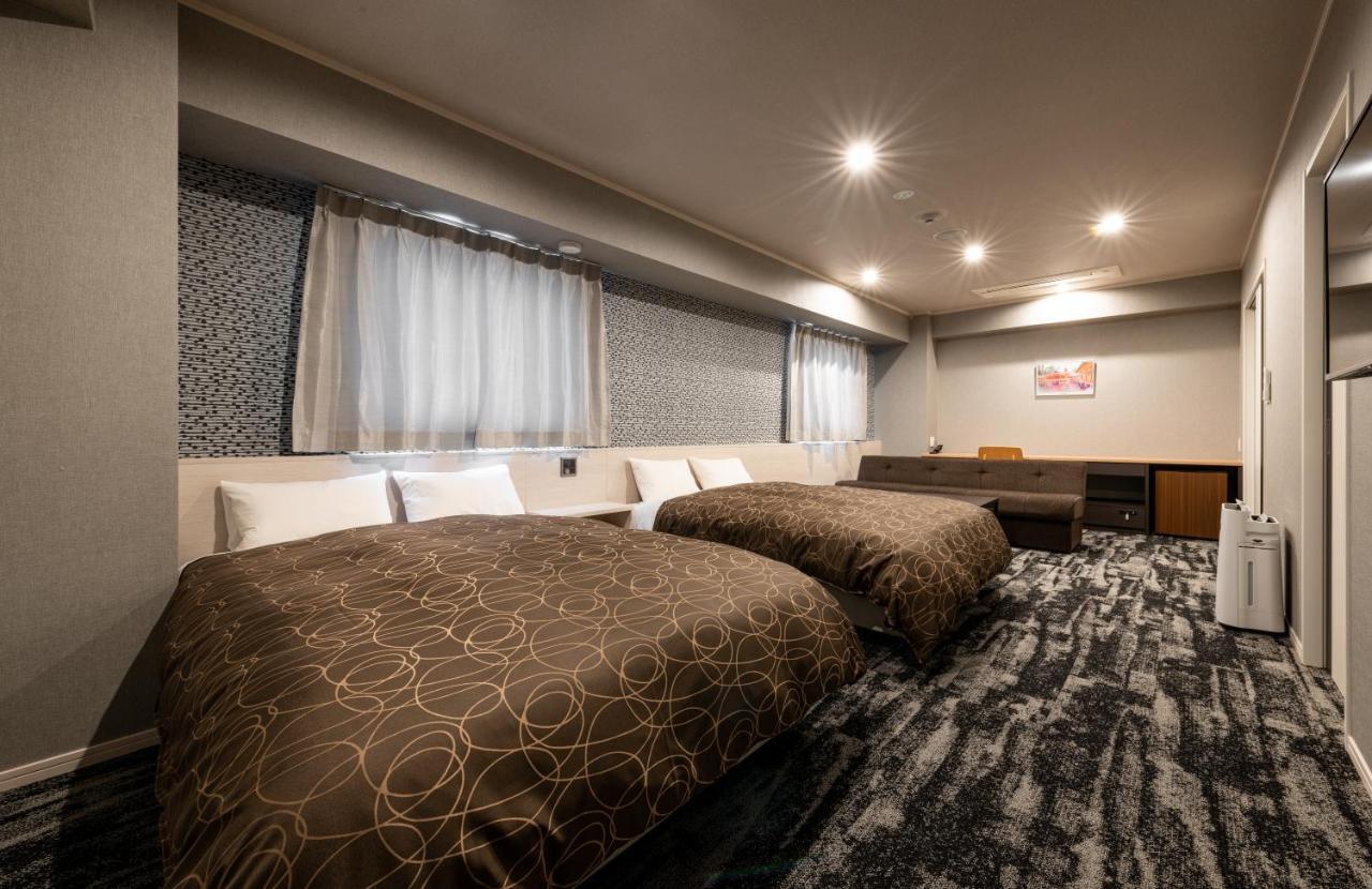 Hotel Legit Hiroshima Esterno foto